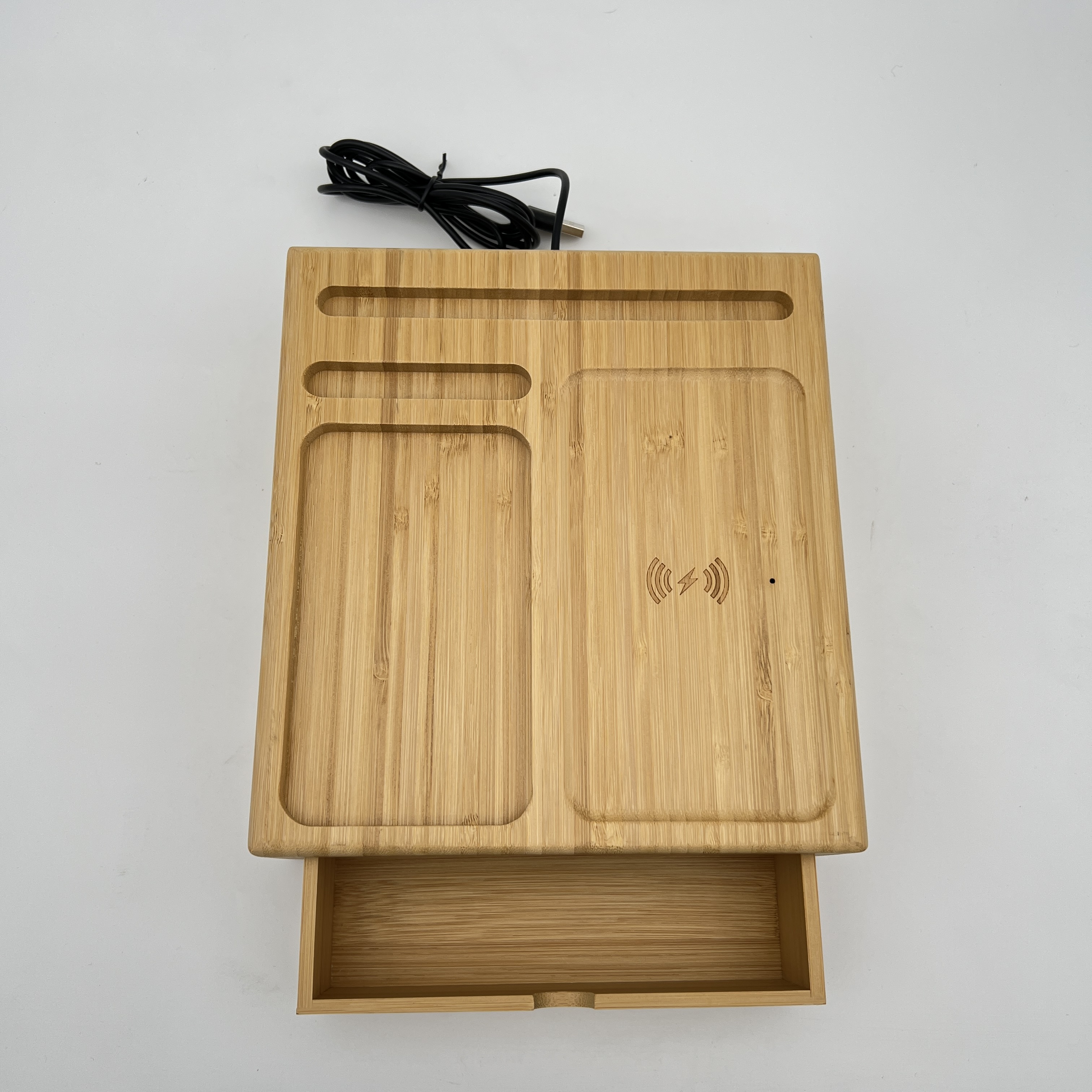 Carregador sem fio de bambu de madeira 10W com organizador de mesa para quarto 