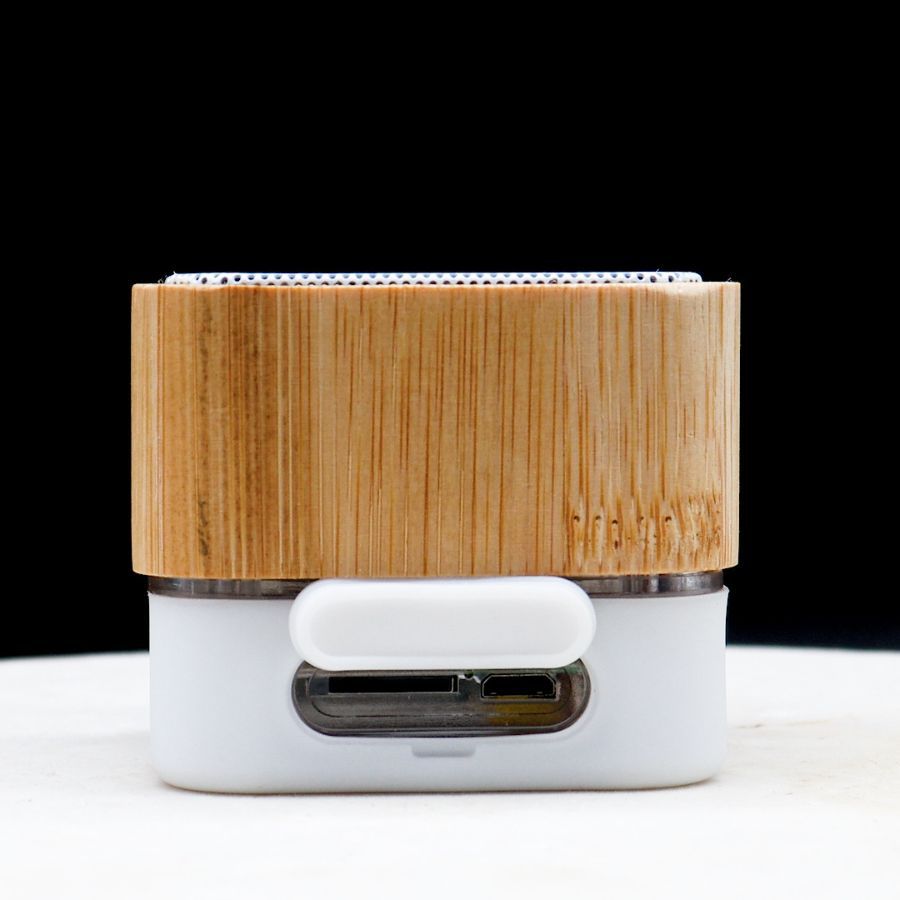 Mini alto-falante Bluetooth sem fio de madeira de bambu quadrado portátil portátil