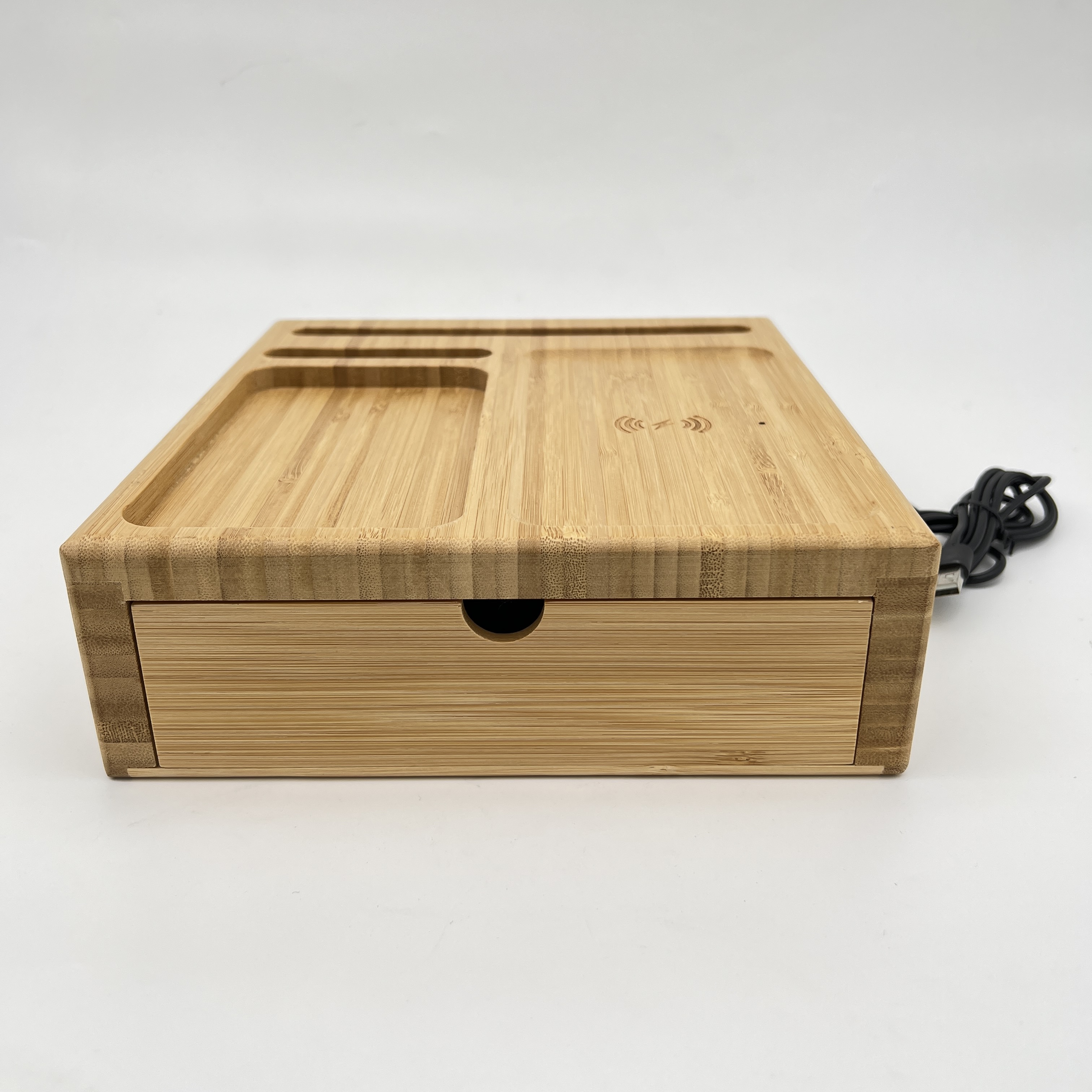 Carregador sem fio de bambu de madeira 10W com organizador de mesa para quarto 